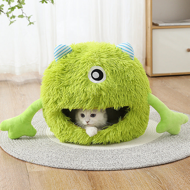 Monster Den Cat bed, Fluffy Warm Retreat For Your Furry Friends